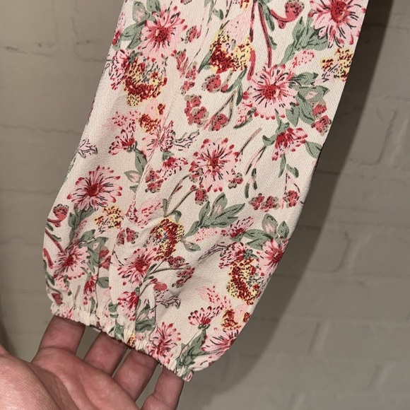 Kayla’s Armoire shirt Floral Wrap Top large New lined ruffled - Picture 4 of 7